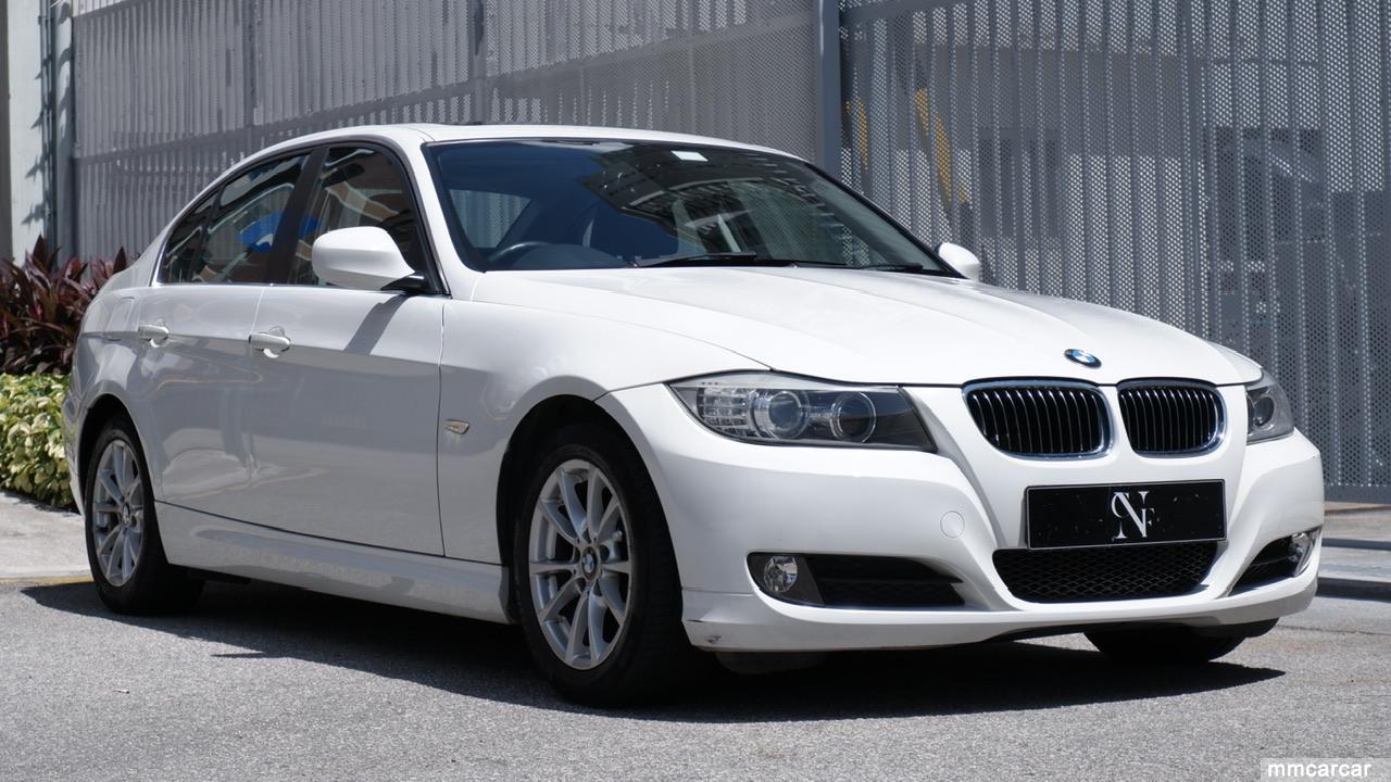 2011 B.M.W. 323i